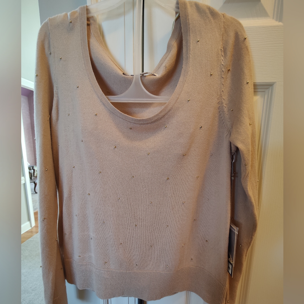 Jennifer Lopez Cream Sweater With Stud Details Brand New With Tags Elegant